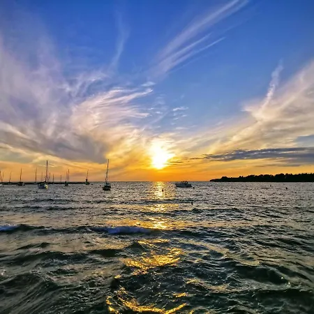 Emily Deluxe Superior 5 Star Studio Apartment, Your Piece Of Heaven With Sea & Park View Novigrad  Exterior photo