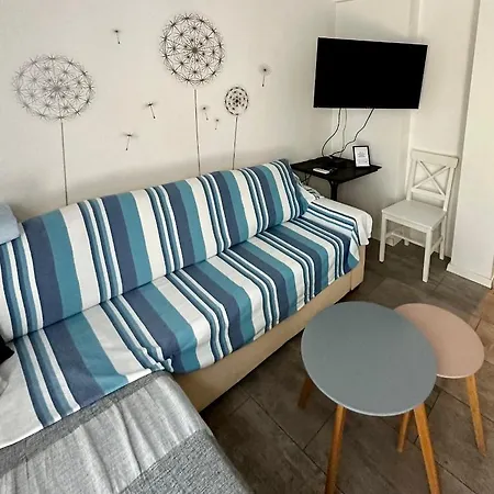 Emily Deluxe Superior 5 Star Studio Apartment, Your Piece Of Heaven With Sea & Park View Novigrad  Exterior photo