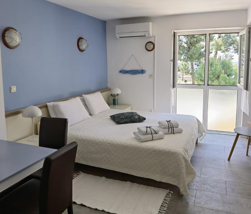 Emily Deluxe Superior 5 Star Apartment, Your Piece Of Heaven With Sea & Park View * Novigrad Istria